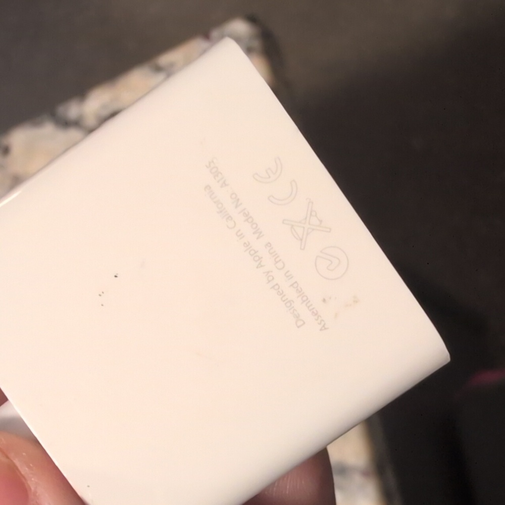 Apple Mini DisplayPort to DVI Adapter - Picture 5 of 6